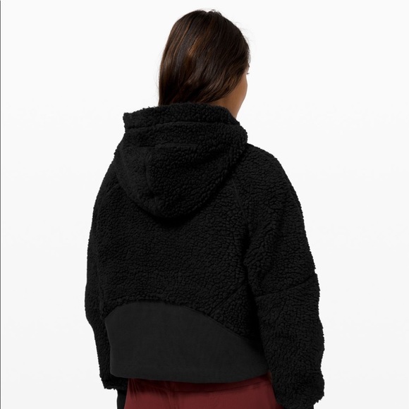 LULULEMON SCUBA OVERSIZED SHERPA 1/2 ZIP - Picture 4 of 6